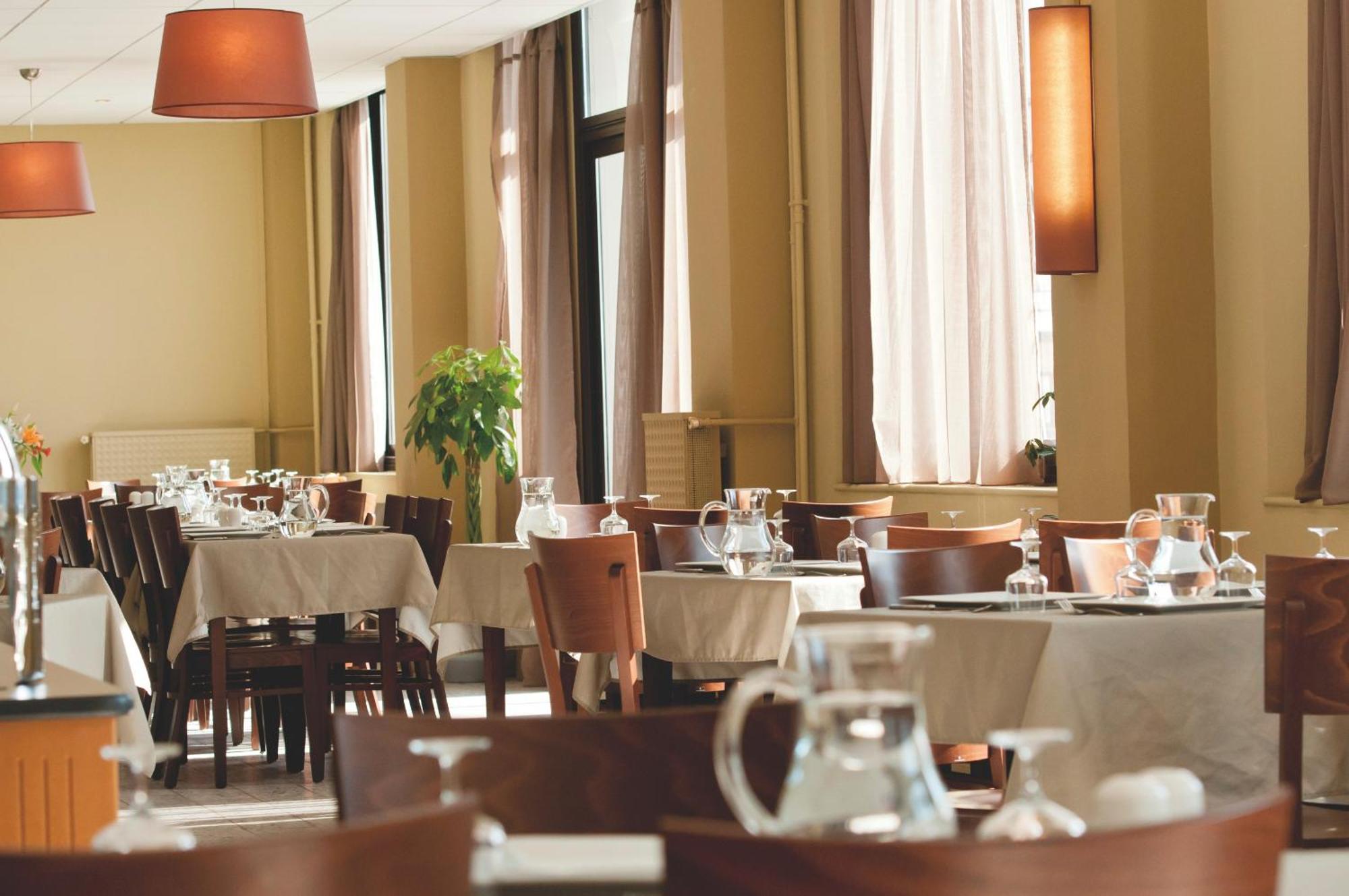 Le Grand Hotel Montgenèvre Buitenkant foto